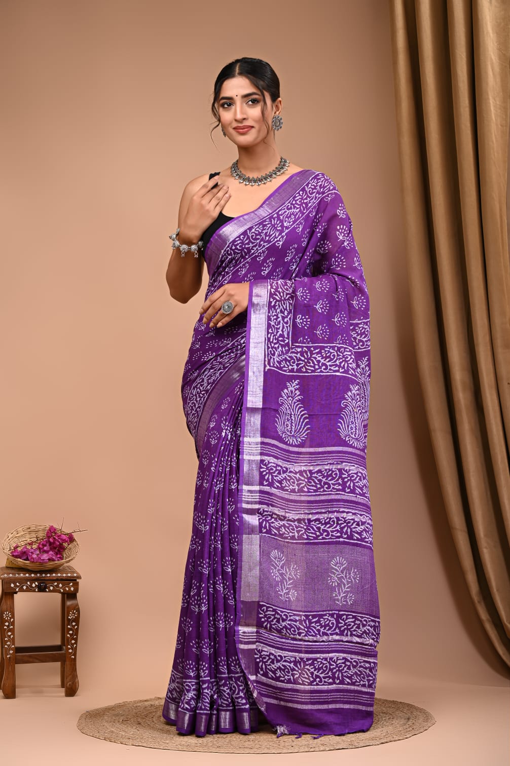 Pure Linen Saree With Delicate Hand Printed Patterns