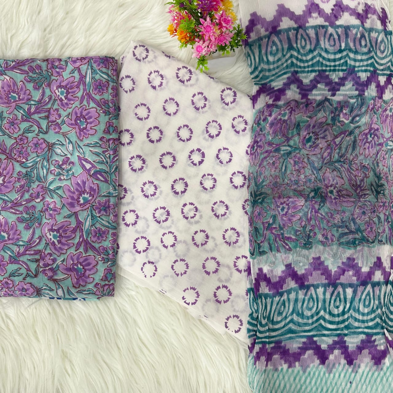 Hand Print Cotton Suit With Chiffon Dupatta (59)