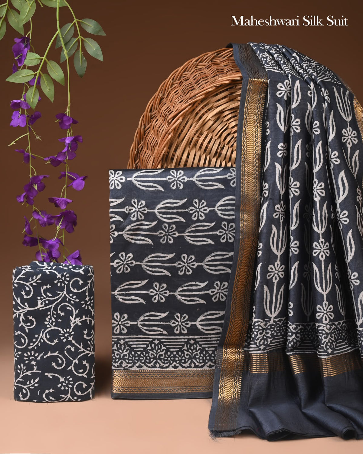 Elegant Maheshwari Silk Suit -Traditional Grace with Modern Touch