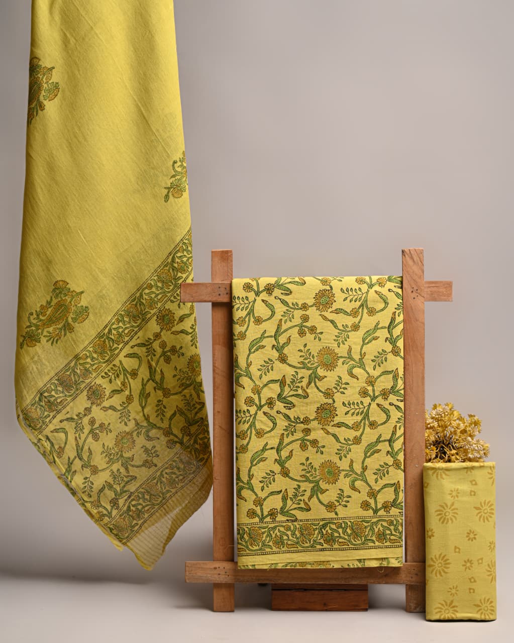 Exclusive Cotton Suit Set With Mulmul Dupatta