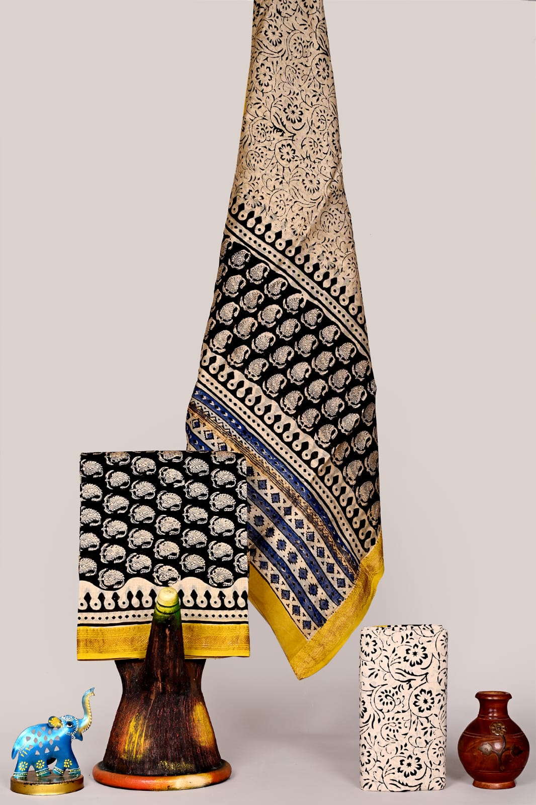 Exclusive Hand Block Printed Maheshwari Silk Zari Border