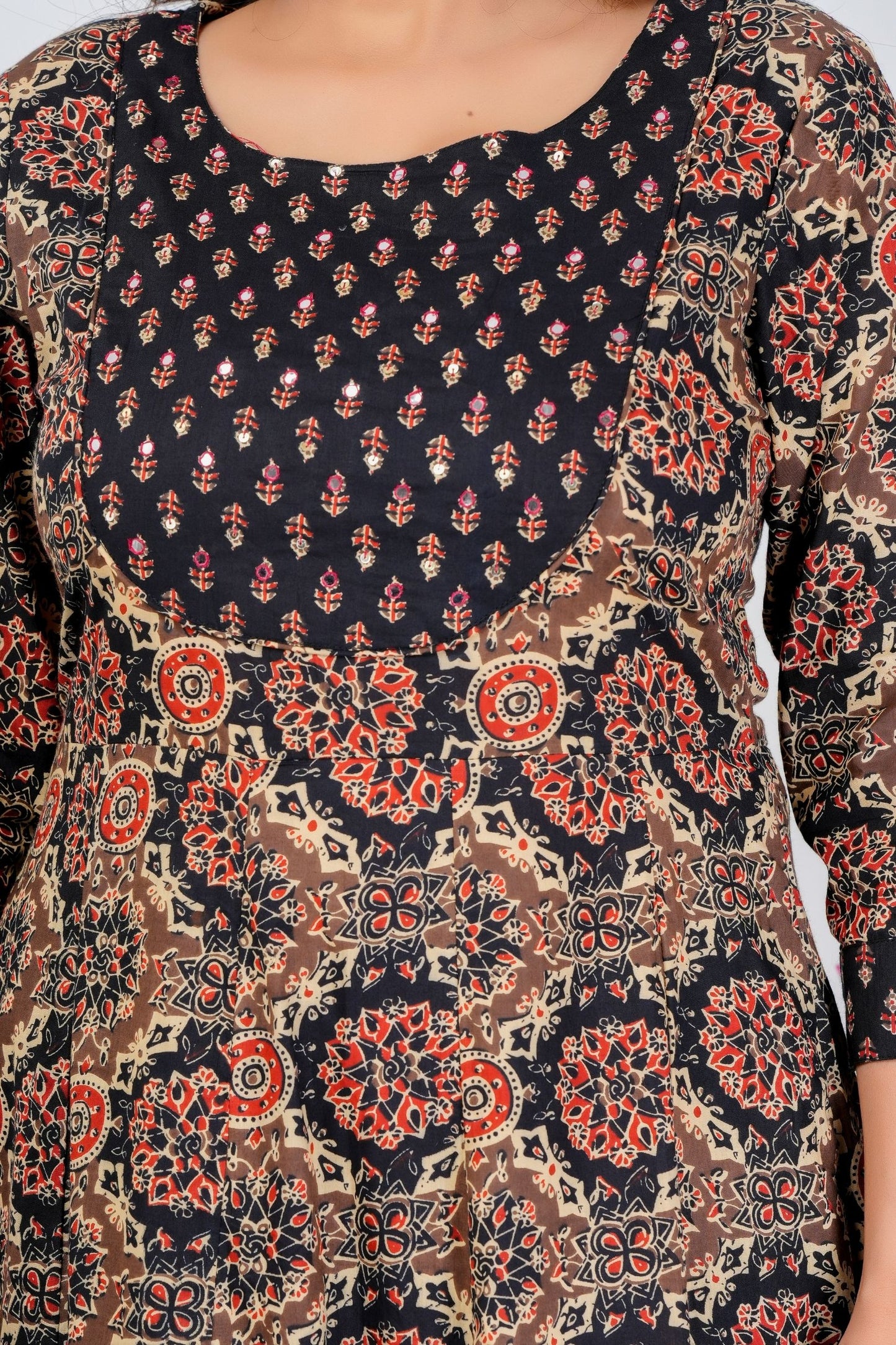 Jaipuri Printed Pure Cotton Kurta With Trousers & Mulmul Dupatta