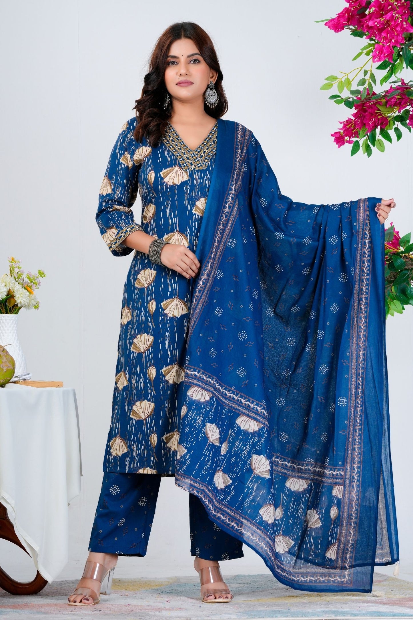 Floral Printed Pure Cotton Kurta With Trousers & Dupatta