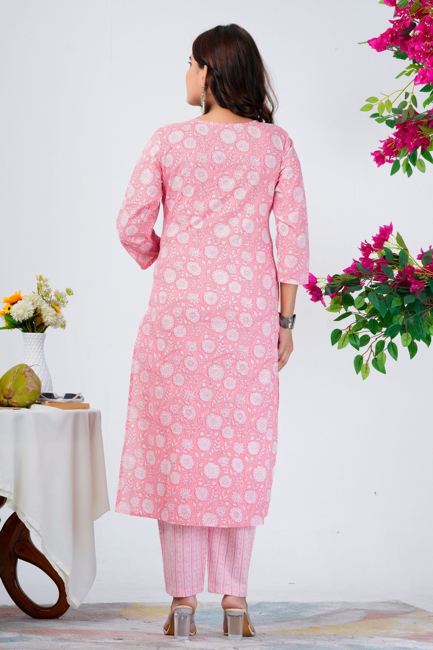 Floral Printed Pure Cotton Kurta With Trousers & Mulmul Dupatta