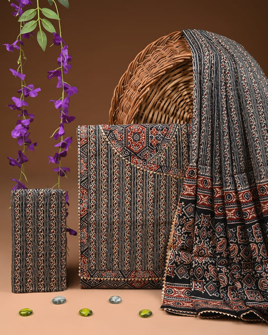 Exclusive Cotton Suit With Gota Patti Work (15)