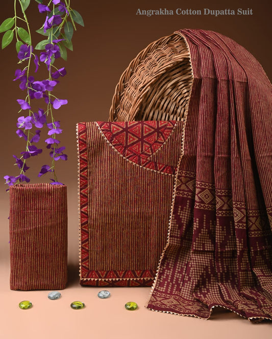 Red Cotton Suit With Gota Patti Work. (27)