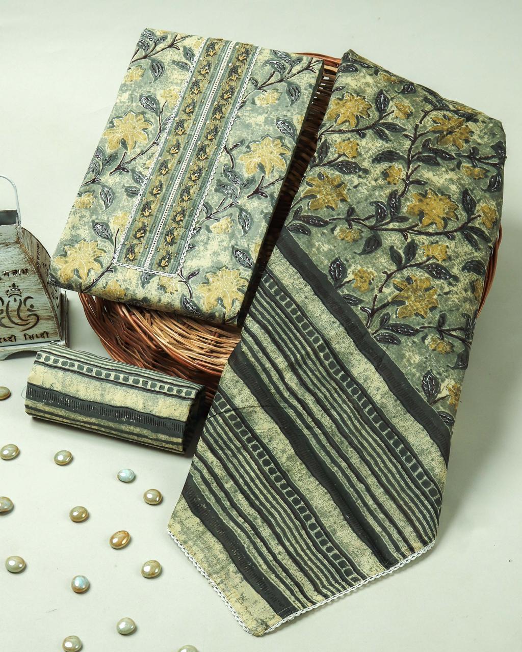 New cotton Gota Patti Work Suit With Mulmul Dupatta (31)