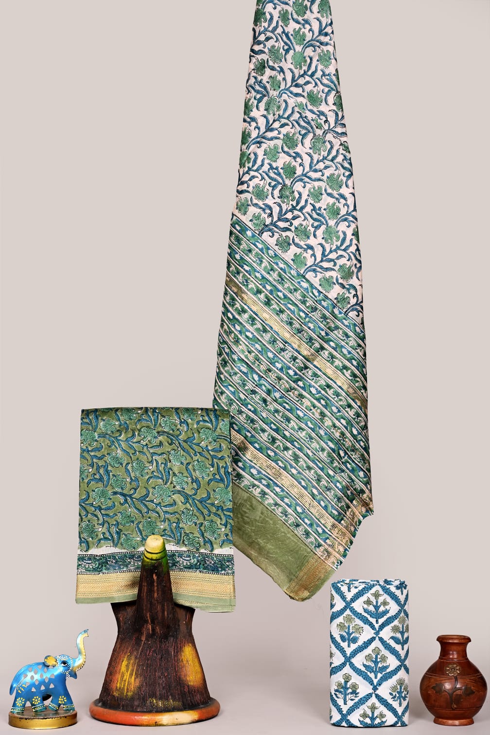 Maheshwari Silk Cotton Blend Suit Set