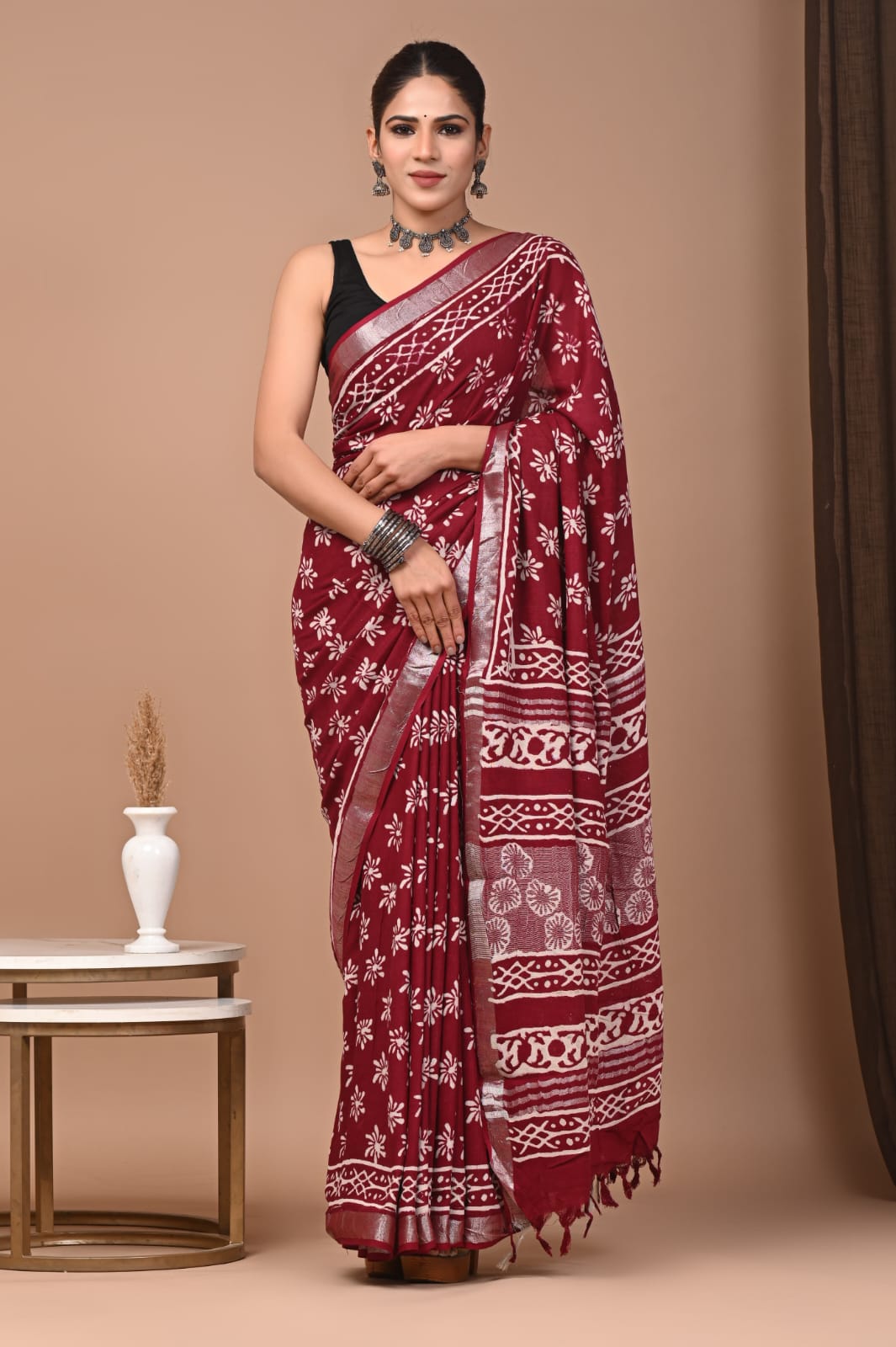 Breathable Linen Saree Elegance Hand Printed Art in Every Drape